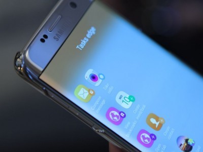 Samsung Galaxy S8 впервые показали на реальном фото