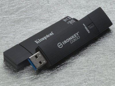 Kingston выпускает флеш-накопители с 256-битным AES-шифрованием