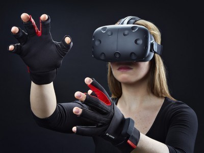 Manus VR превращает руки пользователя в контроллеры для HTC Vive