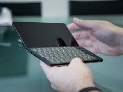 Мини-ноутбук Gemini PDA работает на Android и Linux